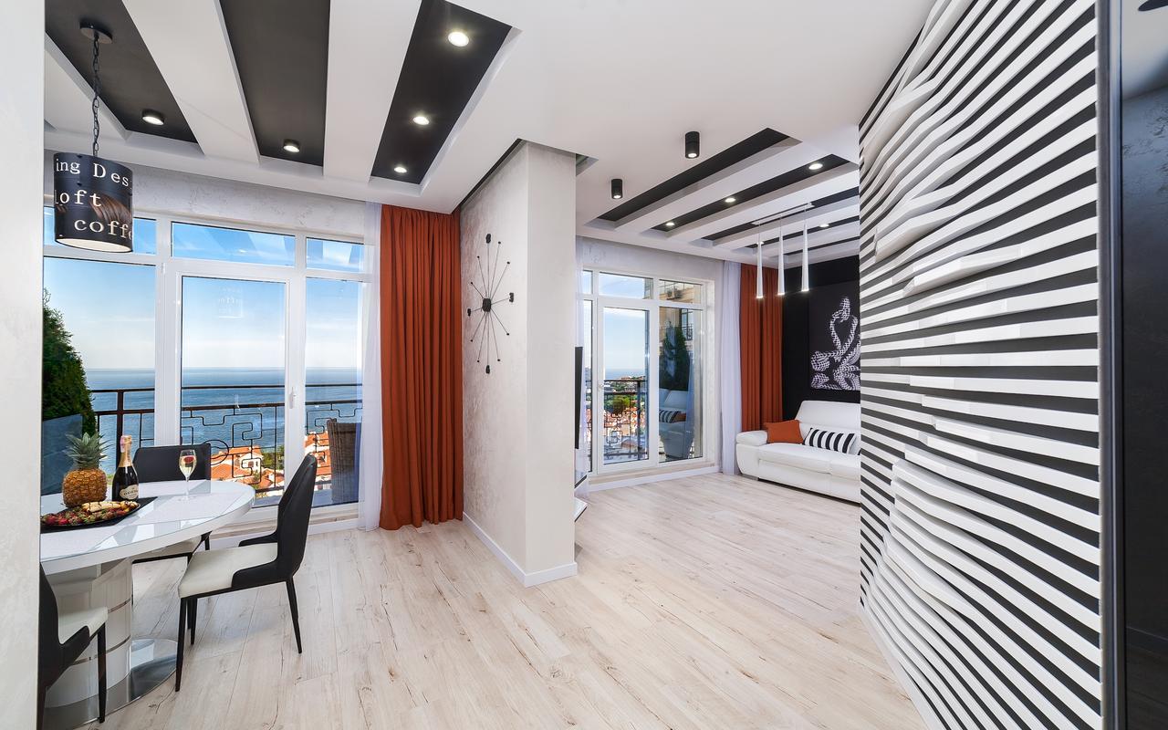 Vip Apartments In Arcadia With Sea View. Oldenburg Bagian luar foto